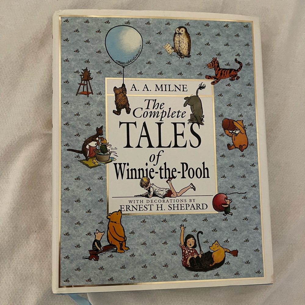 The complete Tales of Winnie-the-Pooh by A.A Milne hardback book